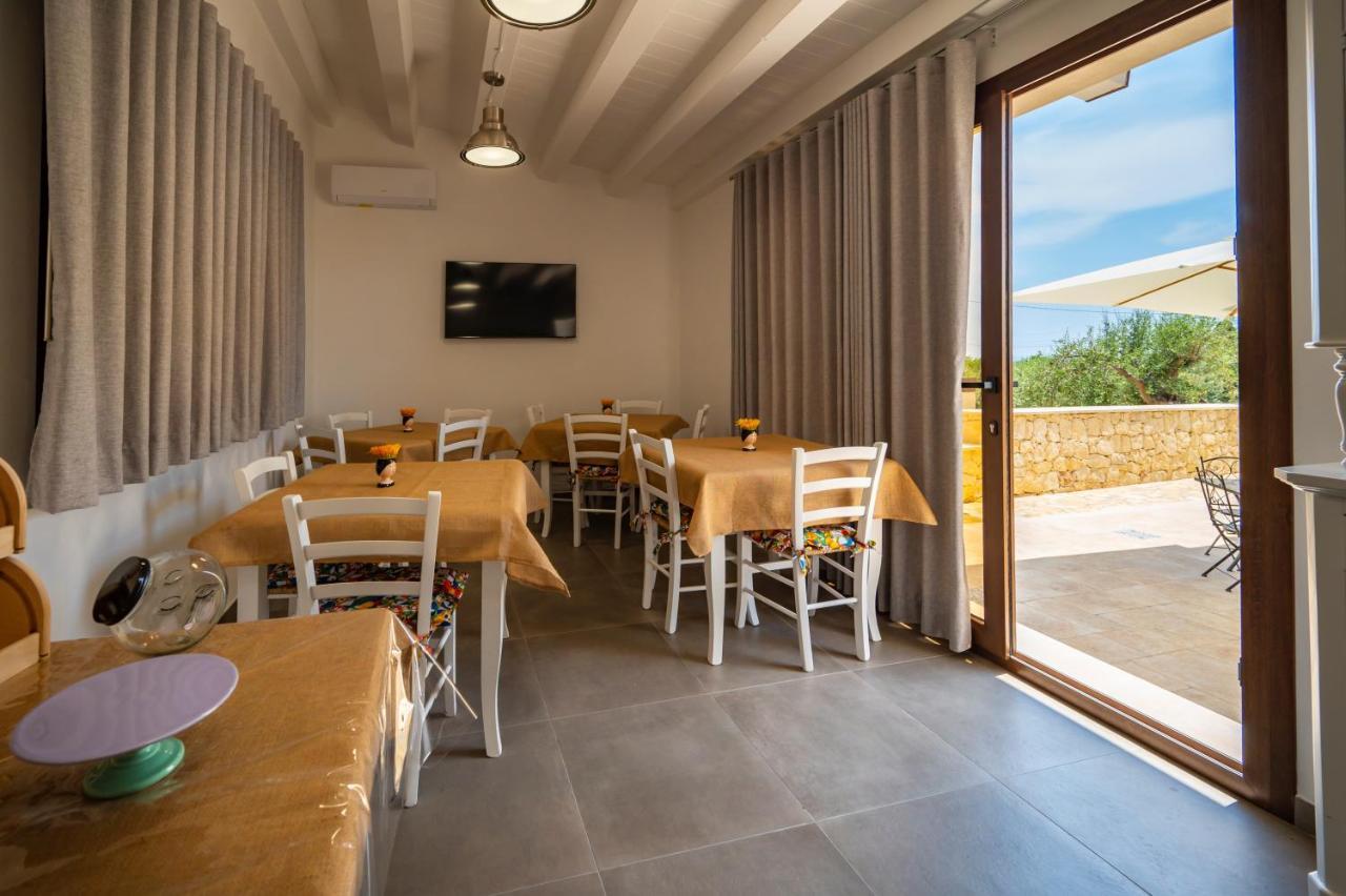 Villa Carmiano Luxury Bedrooms In Avola In The Province Of Syracuse With Spa And Swimming Pool And Wonderful Seaview 外观 照片