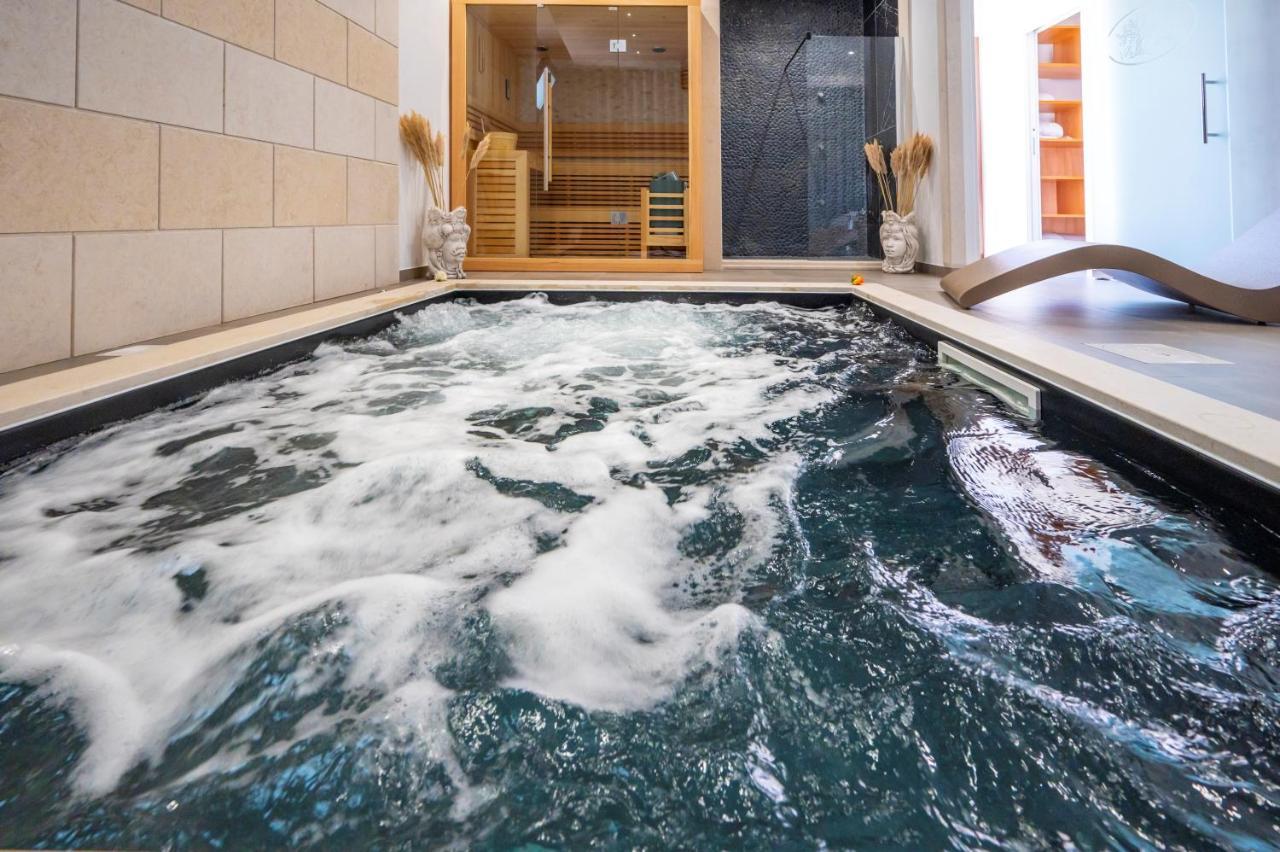 Villa Carmiano Luxury Bedrooms In Avola In The Province Of Syracuse With Spa And Swimming Pool And Wonderful Seaview 外观 照片